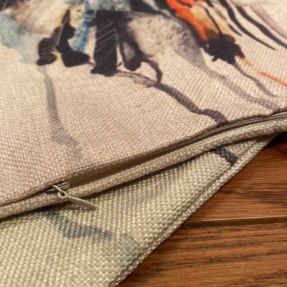 2 Skull Pillowcases - Picture 4 of 4